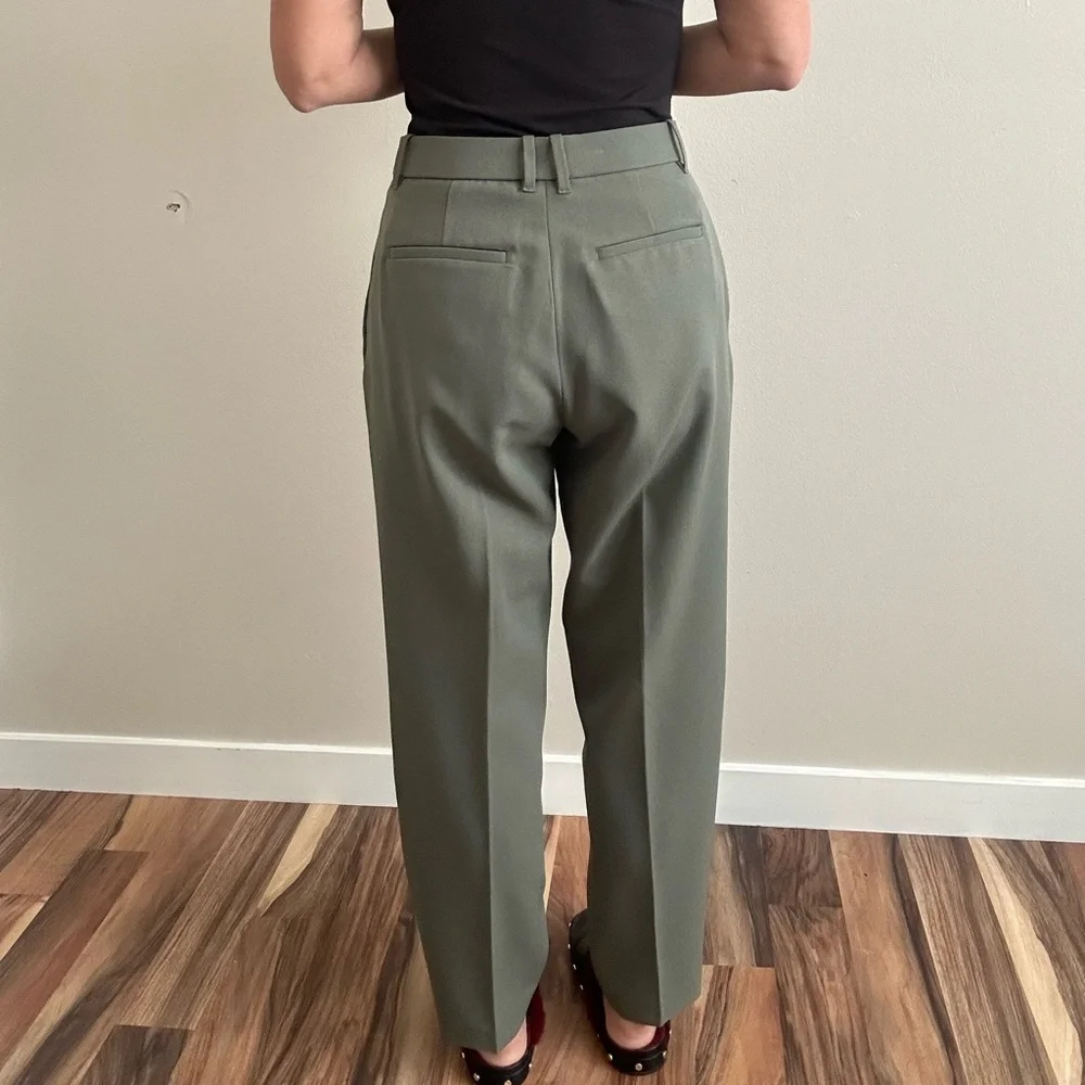 Uniqlo Olive Tailored Straight-Leg Trousers - Picture 3 of 5
